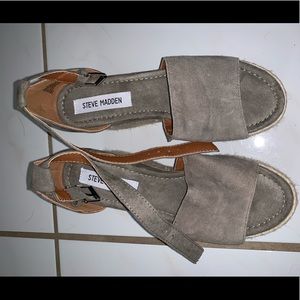 Steve Madden Apolo Wedge Sandal